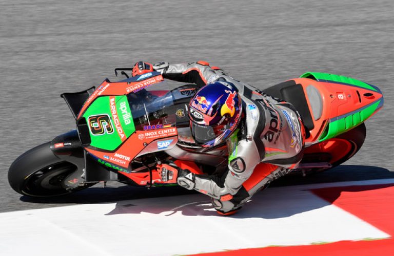 Second Spanish 2016 Motogp Round: Barcelona An Important Test Bench For The Aprilia Rs-Gp