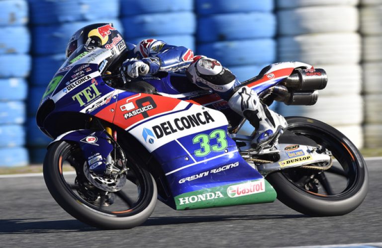 Bastianini ancora tra i più veloci a Jerez. Di Giannantonio rallentato da una caduta
