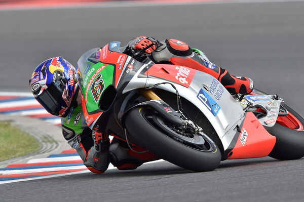 Bradl And Bautista&#8217;s Rs-Gp Machines On The Sixth And Seventh Row In The Argentina Gp - Gresini Racing