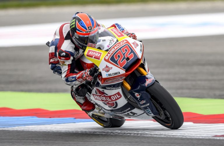 Lowes Snatches Second Row Start In Frantic Tt Assen Qualifying
