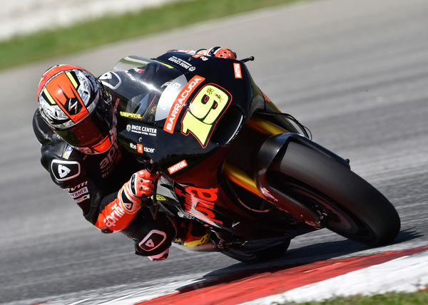 The 2016 Motogp Season Begins In Malaysia: Today The First Of 3 Days Of Testing For Bautista And Bradl On The Aprilia Rs-Gp Machines - Gresini Racing