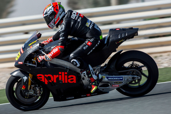 The New Aprilia Rs-Gp 2016 On The Track: Bautista And Bradl Are Pleased After Three Days Of Testing In Qatar - Gresini Racing