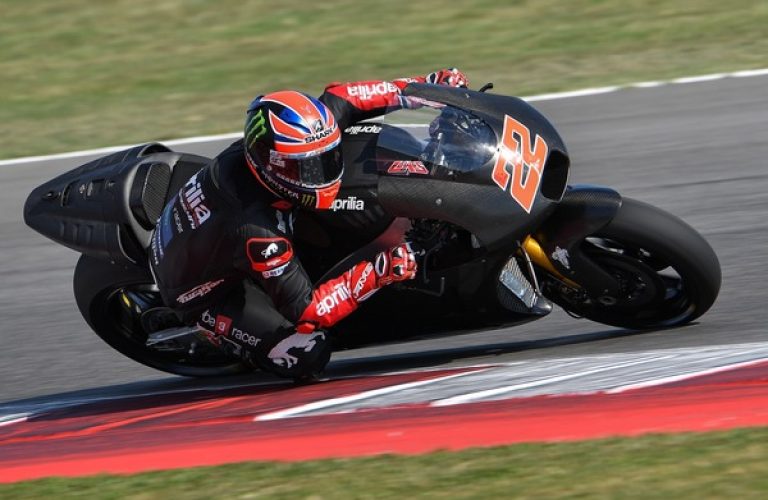 Sam Lowes Debutta In Sella Alla Aprilia Rs-Gp: Due Giorni Di Test Per Il Giovane Inglese, Al Via Del Mondiale Motogp 2017