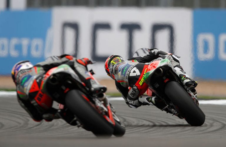 Prime Prove Per Le Aprilia Rs-Gp A Silverstone