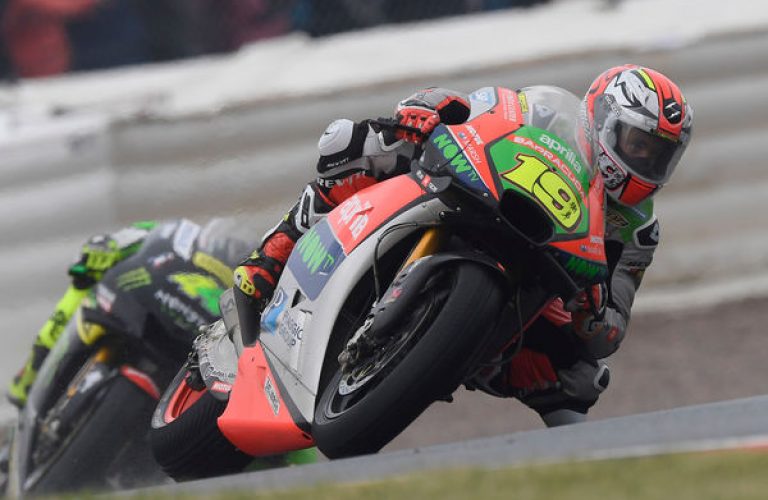 Bautista Once Again Rides His Aprilia Rs-Gp To A Top Ten Finish. Bradl Stopped By A Crash In Warm-Up