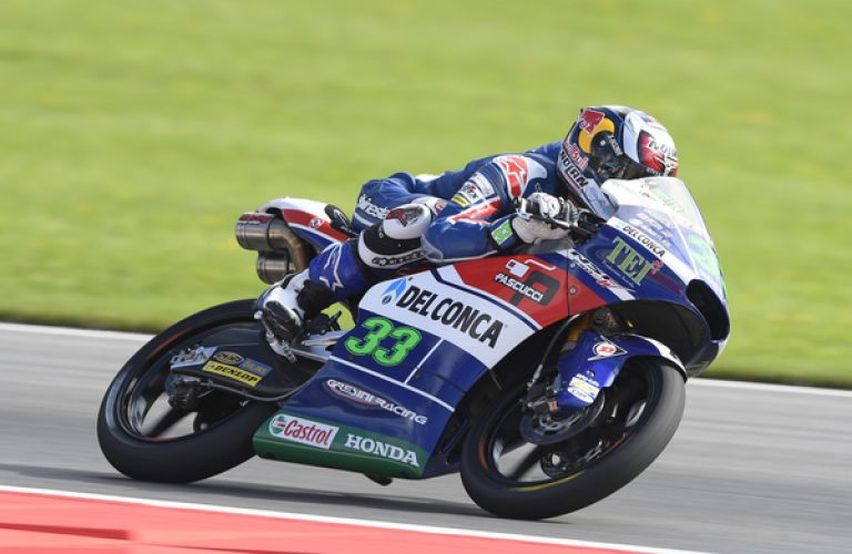 Bastianini Scatta Dalla Prima Fila A Spielberg. Di Giannantonio In Terza Fila
