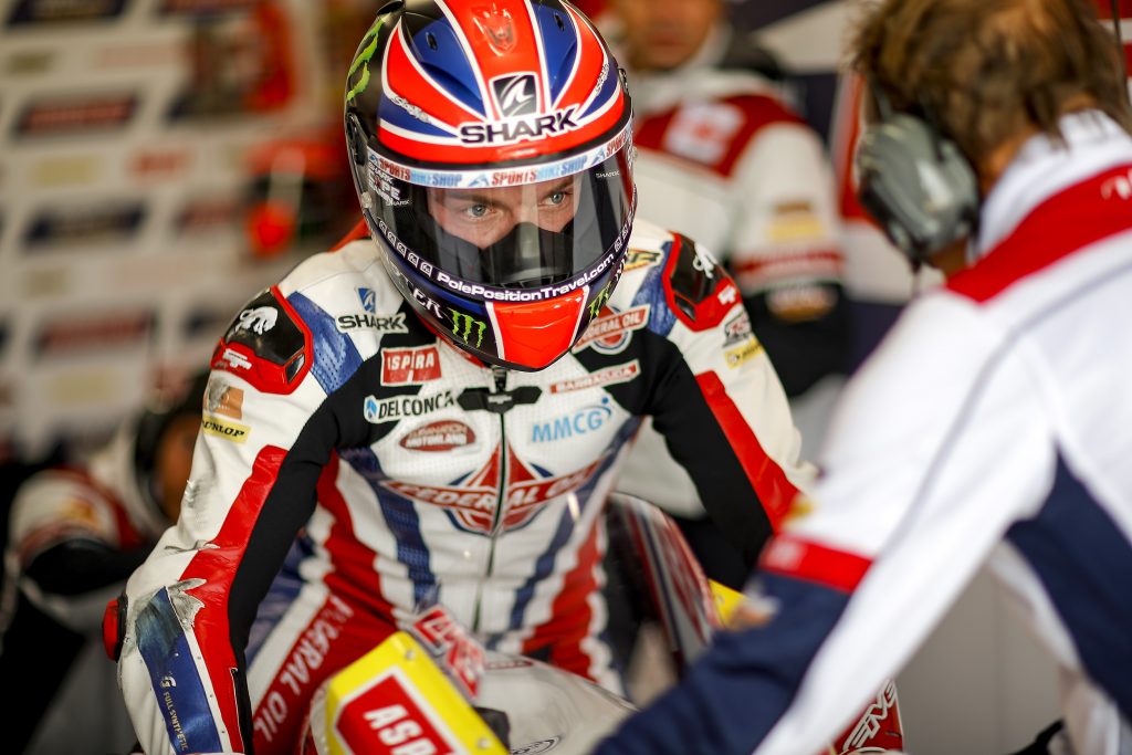 Sam Lowes claims stunning front row in freezing Phillip Island Qualifying - Gresini Racing
