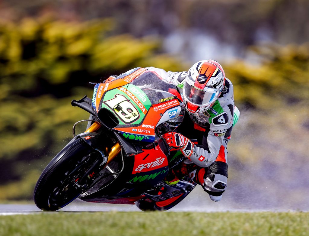 Last stop on the “triple header” tour for Aprilia: Bradl and Bautista take on Sepang and the unknown of the new asphalt with an improving RS-GP - Gresini Racing