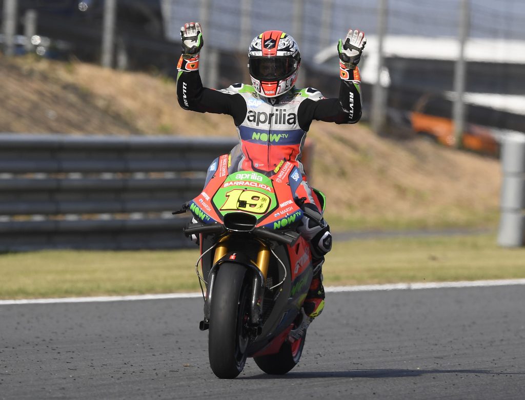 The two Aprilias in the Top-10 again at Motegi: Bautista seventh and Bradl tenth, confirming the RS-GP progress - Gresini Racing