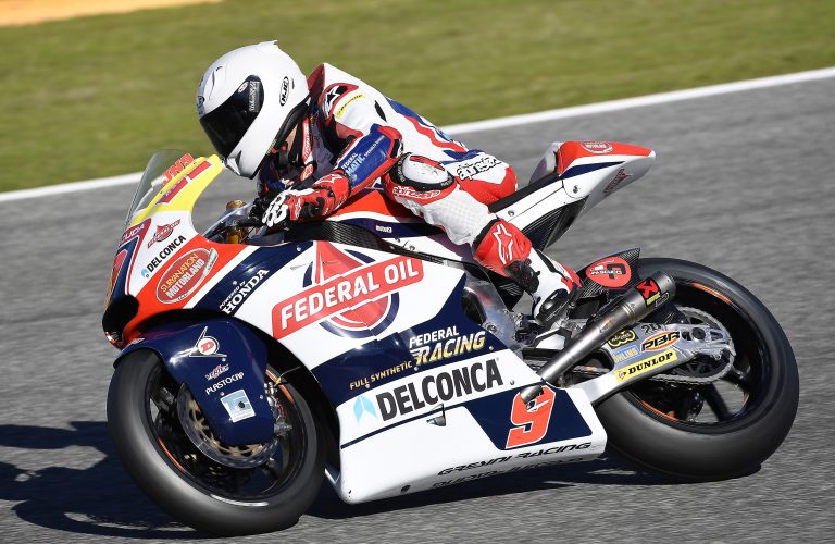 Navarro sustains dislocated shoulder at the beginning of Valencia test