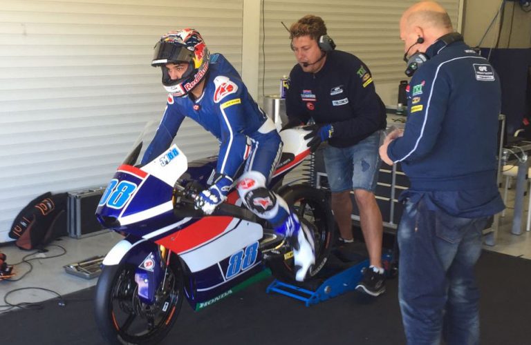 Di Giannantonio and Martin kick off 2017 preparations at Jerez