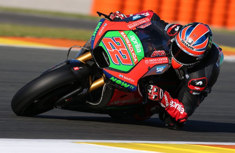 Iniziato a Valencia il 2017 dell’Aprilia Racing Team Gresini: in pista per i primi test Sam Lowes e Aleix Espargarò