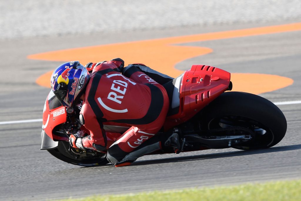 MotoGP Qualifying at Valencia: sixth row for the Aprilia RS-GP machines in the special (RED) livery - Gresini Racing