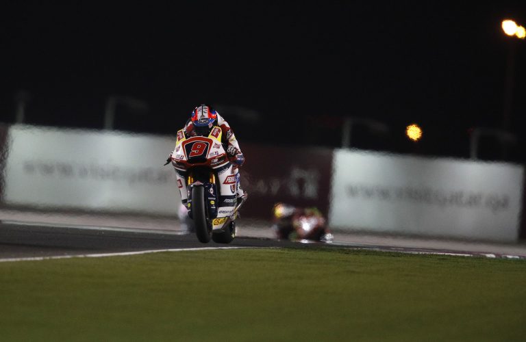 NAVARRO CRASHES OUT OF QATAR MOTO2 RACE