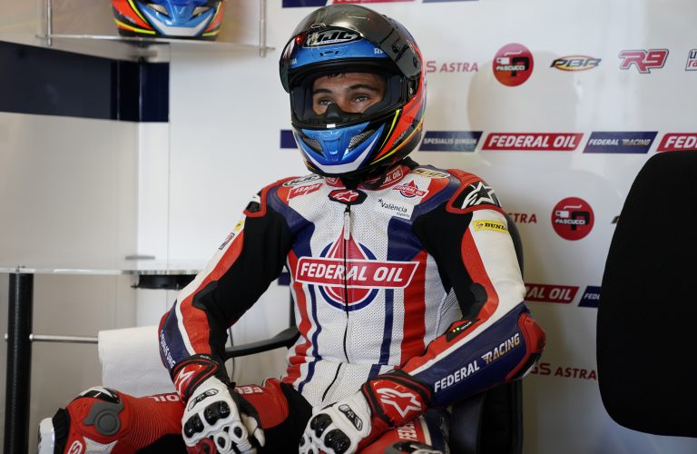 CHALLENGING START OF #BRITISHGP FOR NAVARRO 