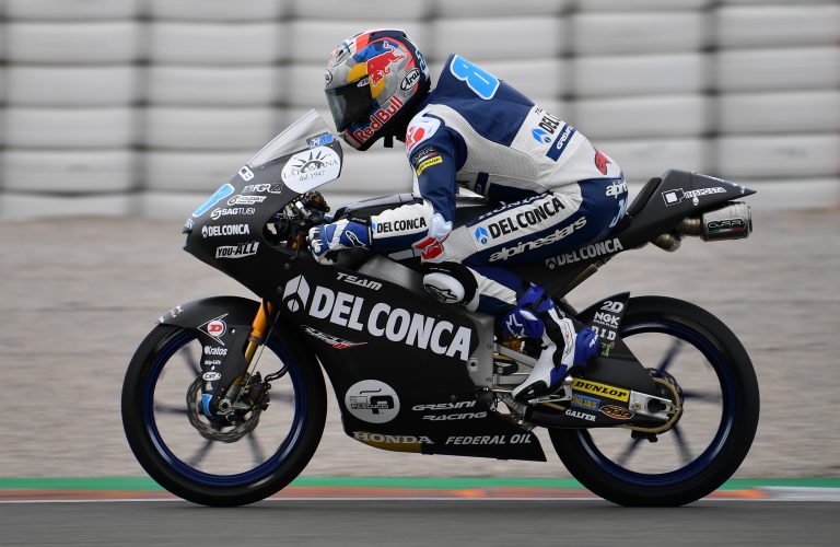 MARTIN TOPS VALENCIA TEST