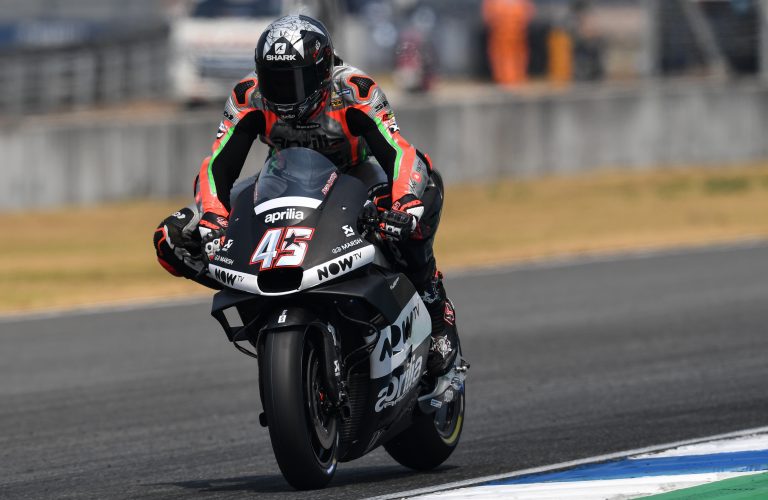 TANTO LAVORO AL BOX APRILIA PER ESPARGARO’ E REDDING