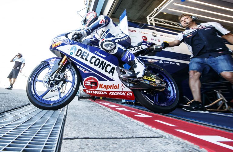 ASSEN FRIDAY: MARTIN SECOND DESPITE CRASH WITH DIGGIA IN TOP-TEN   