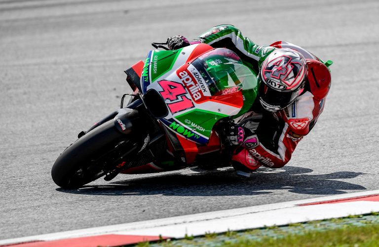 AFTER THE POSITIVE TEST IN MISANO, APRILIA PREPARES TO TAKE ON THE SILVERSTONE RACE