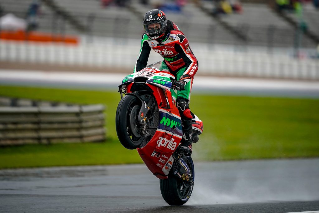 THE APRILIAS DO WELL IN VALENCIA ON THE FIRST DAY OF PRACTICE - Gresini Racing