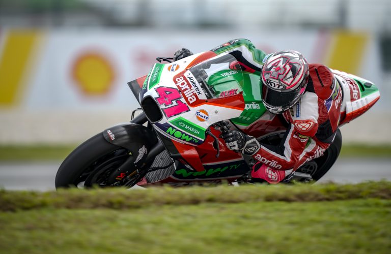 ALEIX ESPARGARÓ IN THE TOP 10 ON THE FIRST DAY OF PRACTICE AT SEPANG