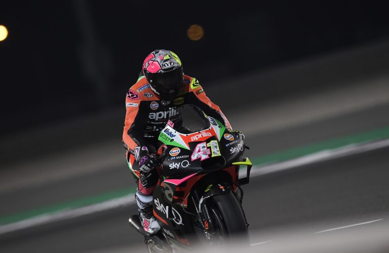 MOTOGP – THE APRILIAS GROW IN THE QATAR TESTS