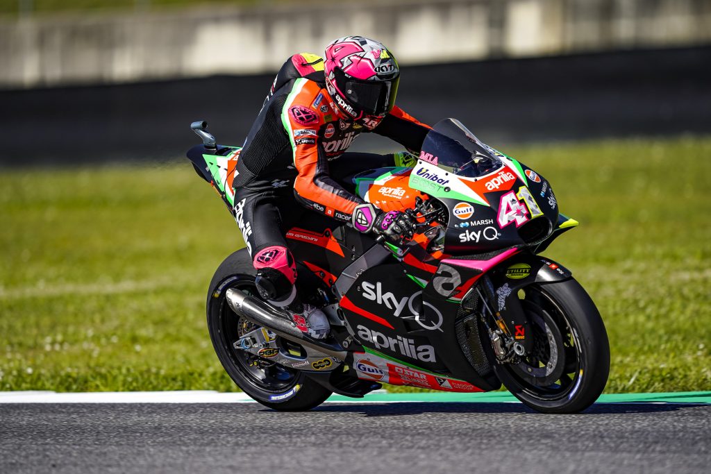 2020 MUGELLO: IN VERY CLOSE STANDINGS ALEIX AND ANDREA BATTLE FOR THE TOP  TEN - Gresini Racing