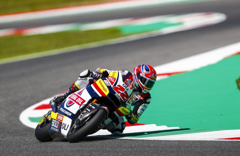 LOWES IMPROVES THROUGHOUT DAY ONE OF #ITALIANGP