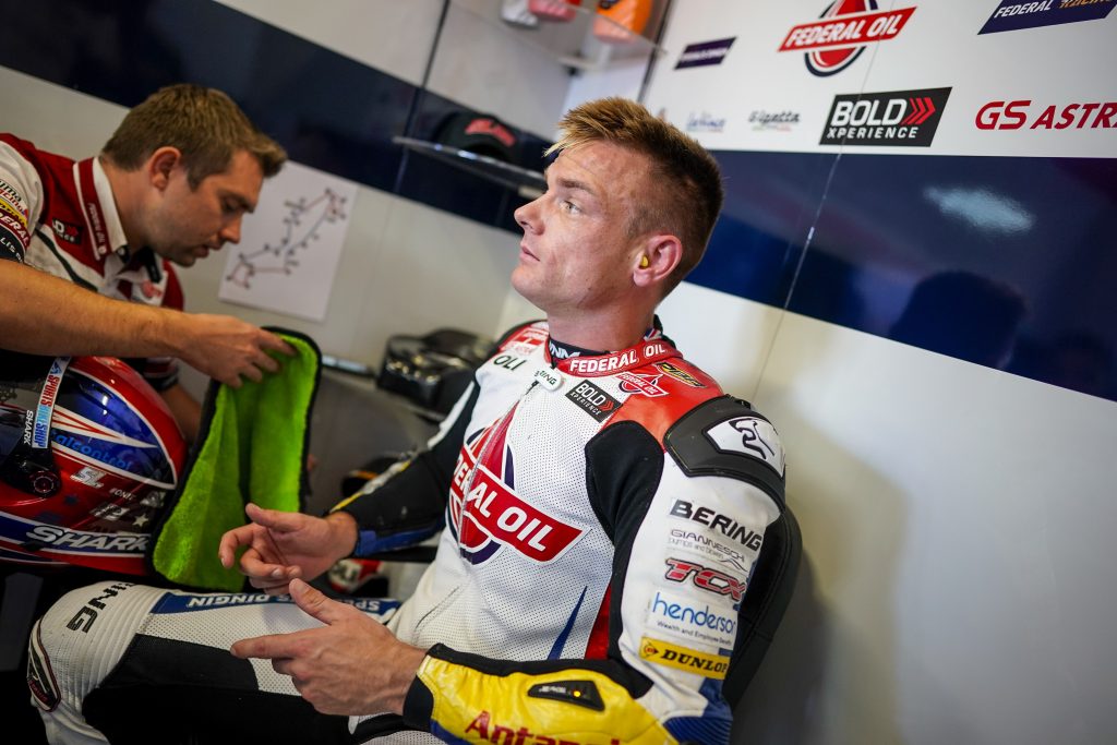 SMILEY LOWES ON SECOND ROW AFTER ASSEN QUALIFYING      - Gresini Racing