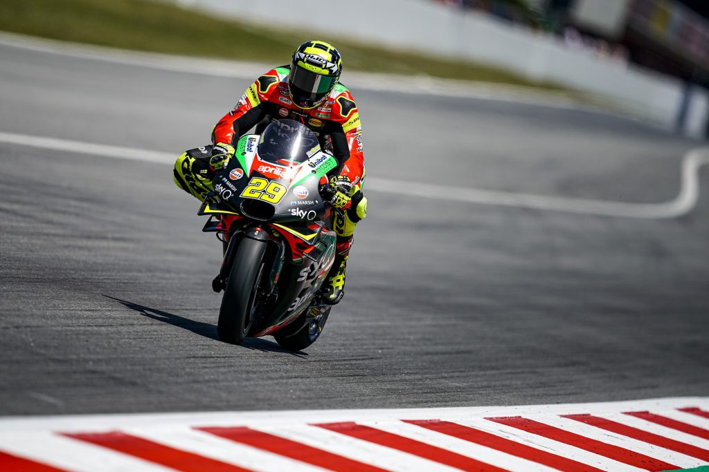 DIFFICULT QUALIFIERS, BUT GOOD PACE FOR THE APRILIAS ON THE SCORCHING SPANISH ASPHALT - Gresini Racing