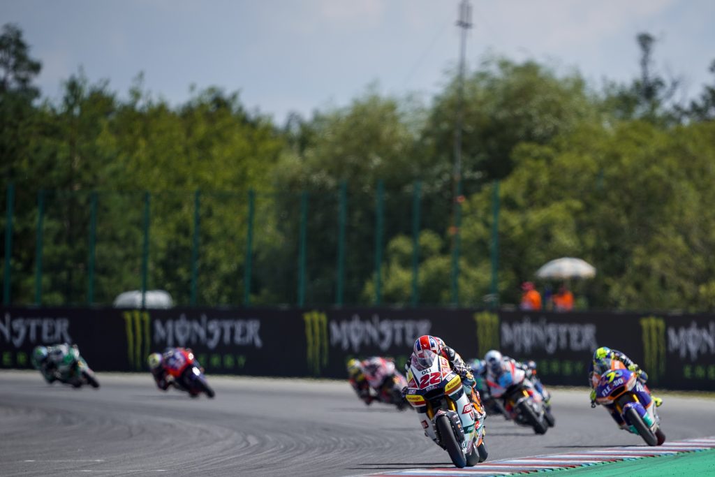 LACK OF PACE TURNS INTO DNF FOR LOWES AT BRNO - Gresini Racing