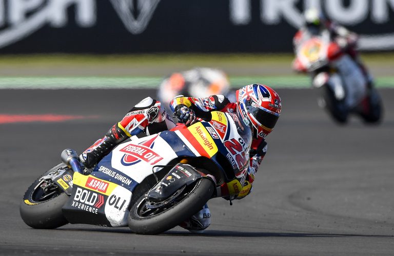 HOME DISAPPOINTMENT FOR SAM LOWES IN #BRITISHGP