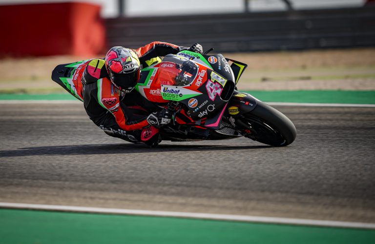 ALEIX DOES WELL, IN THE TOP TEN STRAIGHT AWAY WITH A GOOD PACE FOR DISTANCE