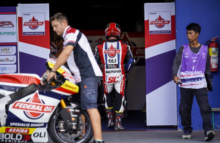 LOWES BATTLES THROUGH Q1 TO CLAIM 16TH PLACE ON THE #THAIGP GRID   