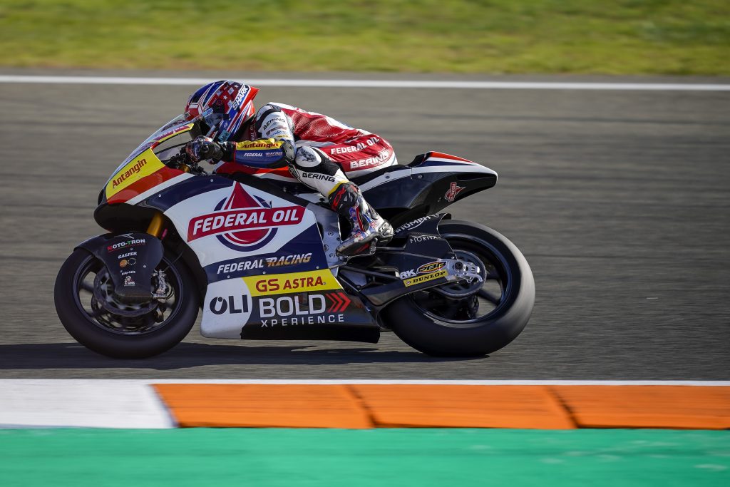LOWES AMONG THE QUICKEST ON FRIDAY AT CHESTE    - Gresini Racing