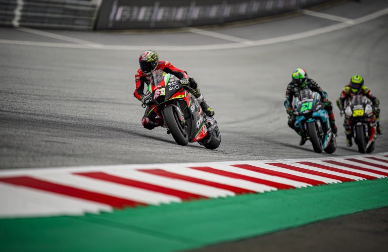 ANOTHER DOUBLE RACE IN AUSTRIA DUE TO A RED FLAG,  ALEIX IN THE POINTS