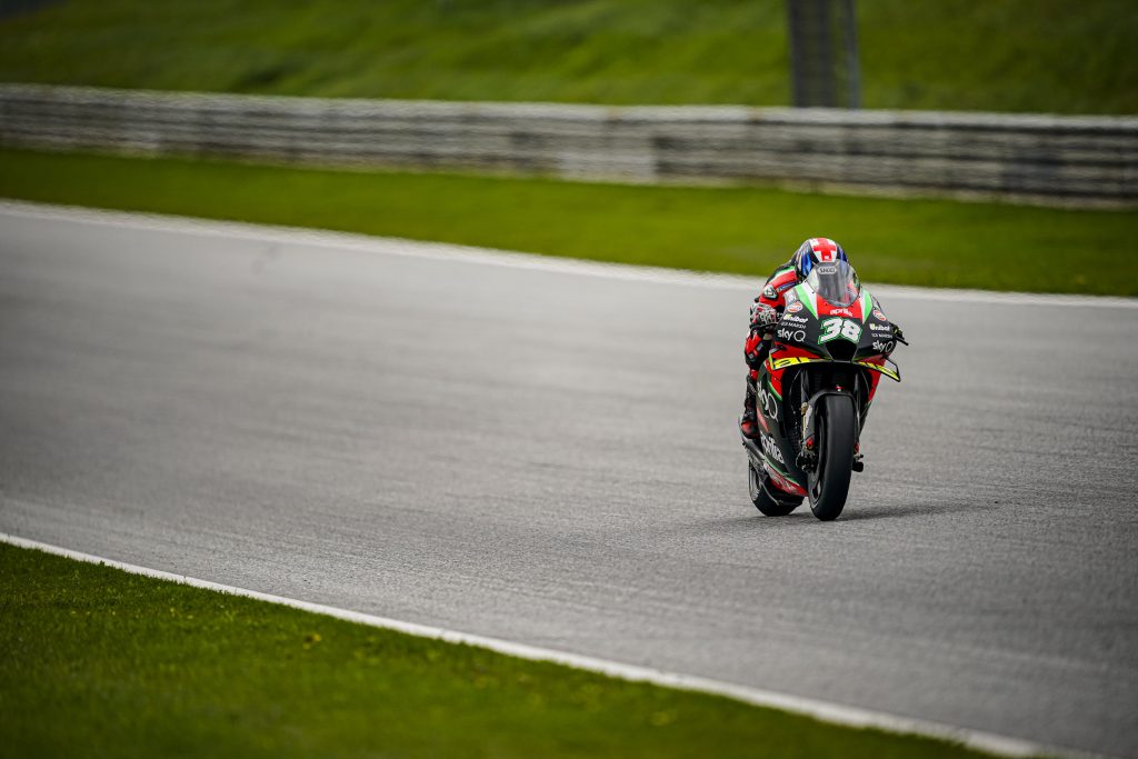 ANOTHER DOUBLE RACE IN AUSTRIA DUE TO A RED FLAG,  ALEIX IN THE POINTS - Gresini Racing