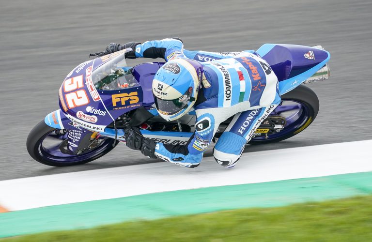 QUALIFICHE A CHESTE: ALCOBA IN 5ª FILA, RODRIGO SPERONATO   