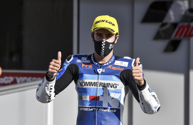 ALCOBA “ON FIRE”, PRIMA FILA A PORTIMAO   