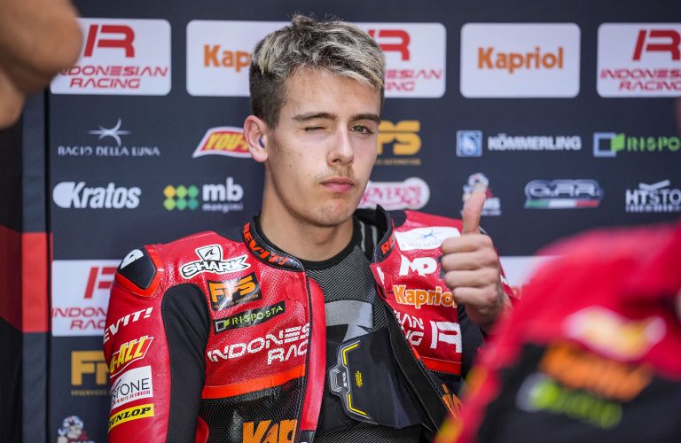 ALCOBA NARROWLY MISSES ON FRONT ROW START, RODRIGO 7TH