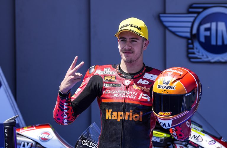 ALCOBA CI PRENDE GUSTO, ANCORA PRIMA FILA. RODRIGO 4º