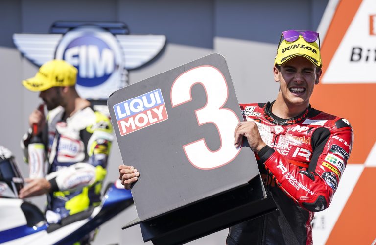 THE GOOD AND THE BAD IN AUSTRIA: ALCOBA ON FRONT ROW, RODRIGO FROM PIT-LANE     