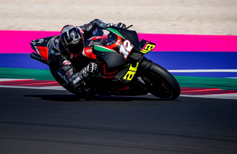 MAVERICK VIÑALES IN PISTA CON APRILIA RACING TEAM GRESINI DAL GP DI ARAGON