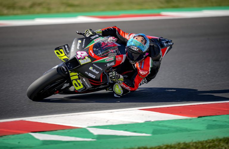 TWO APRILIAS IN THE TOP TEN FOR THE FIRST TIME, WITHOUT GOING THROUGH Q1