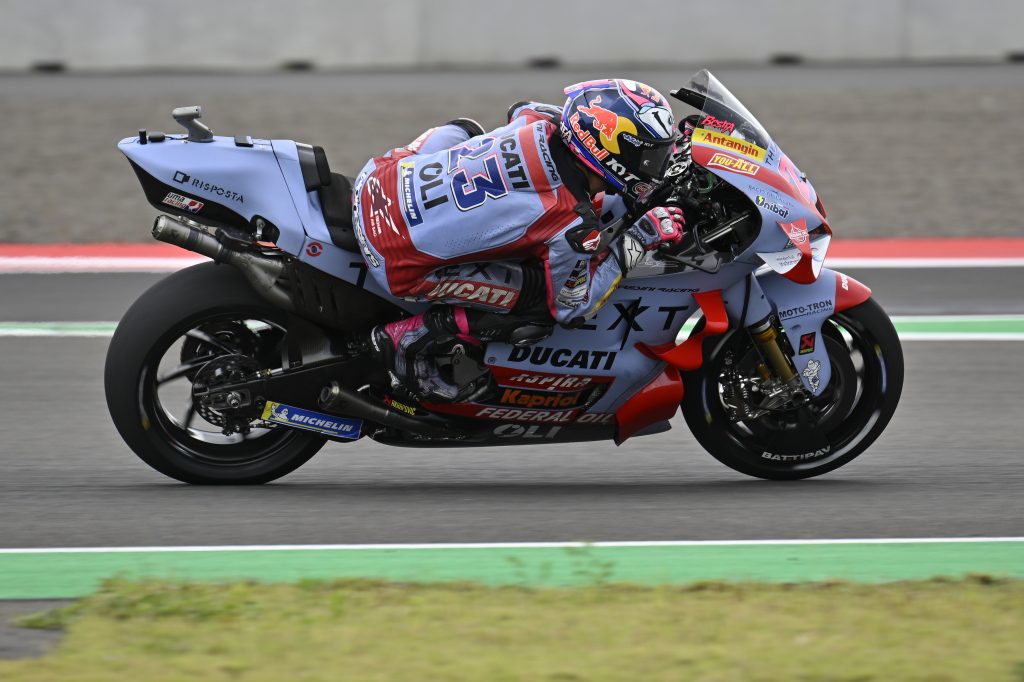 POSITIVE VIBE AT THE END OF DAY ONE AT LOMBOK    - Gresini Racing