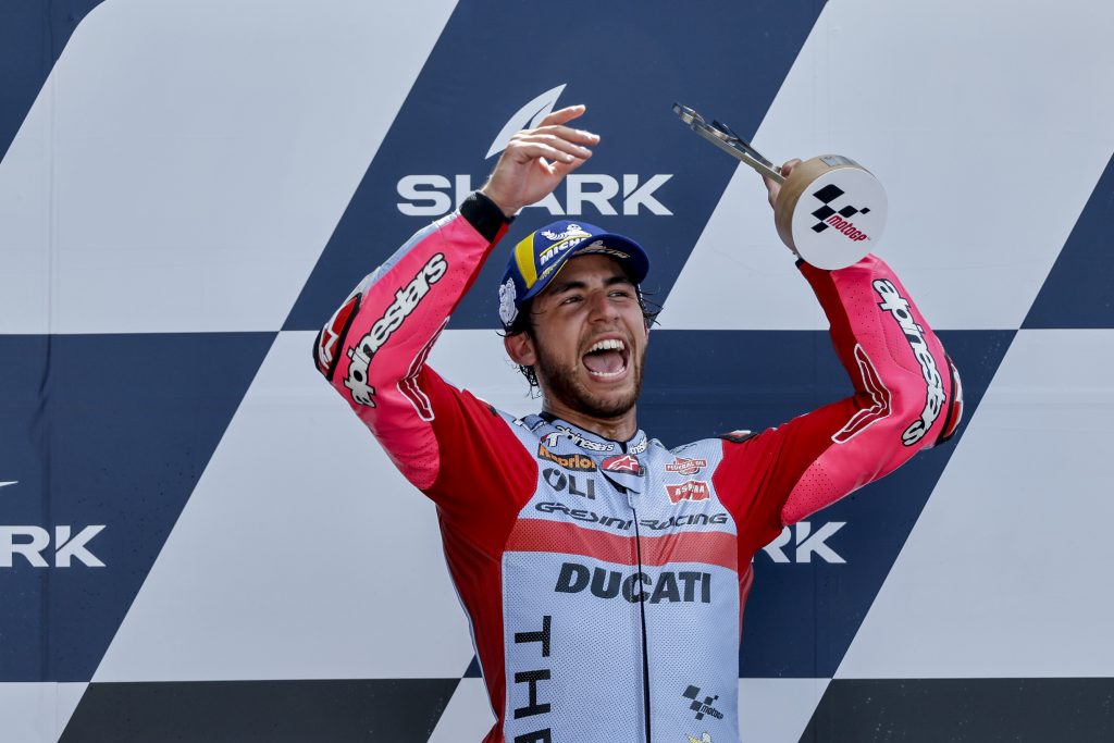 ENEA WINS OVER CHALLENGES AND TRIUMPHS IN FRANCE - Gresini Racing