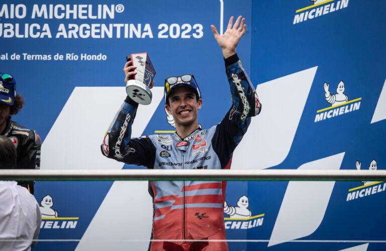 MARQUEZ EXCITES WITH WET ARGENTINE PODIUM