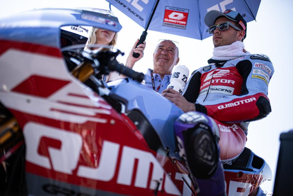ONE POINT FOR ALCOBA, SALAČ FORCED TO LAST-LAP RETIREMENT - Gresini Racing