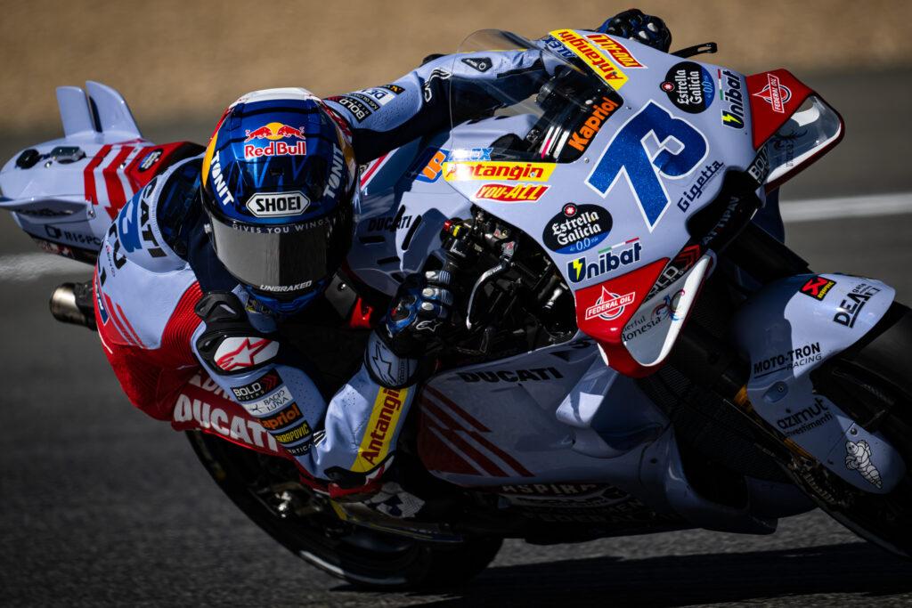 IL VENERDÌ DI SORRIDE AL TEAM GRESINI MOTOGP - Gresini Racing