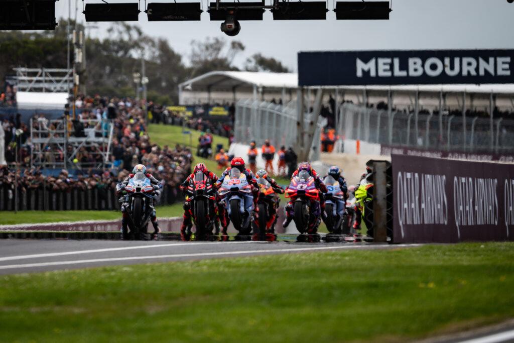 MARC PRIMA FILA E RIMONTA, 17º PODIO STAGIONALE NELLA SPRINT DELL’ISOLA - Gresini Racing
